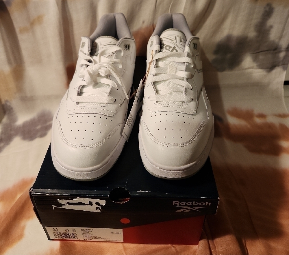 Reebok BB 4000 II Sneakers White Gray Women's Size 11 - Picture 2 of 10